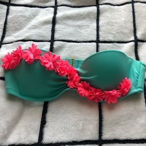 Victoria’s Secret Bathing Suit Top